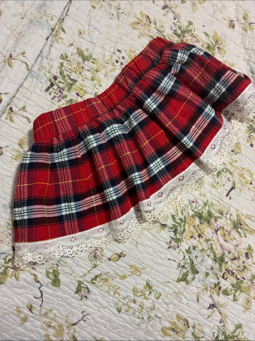 Red Plaid Schoolgirl Mini Skirt with Lace Trim – Women’s Intimates & Sleepwear